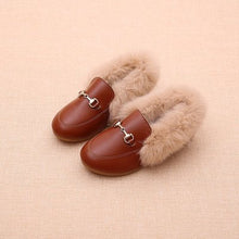 Load image into Gallery viewer, Kids Loafers Kids Metal Chain Shoes Winter Warm Boys Girl Black Brown Fur Flat Rubber Non-slip Leather Velvet Fluffy Fur