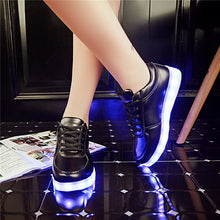 Load image into Gallery viewer, 7ipupas 11 Colors Unisex Led shoes Fashion couple led luminous sneakers Zapatos Hombre Led Light Shoe kids boy girl glowing shoe